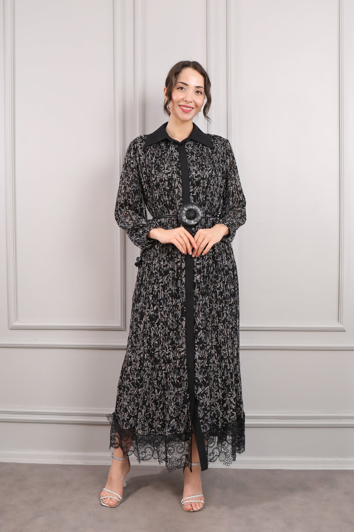 فستان شيفون بياقة قميص وحزام عالخصر مقاس كبير -اسود