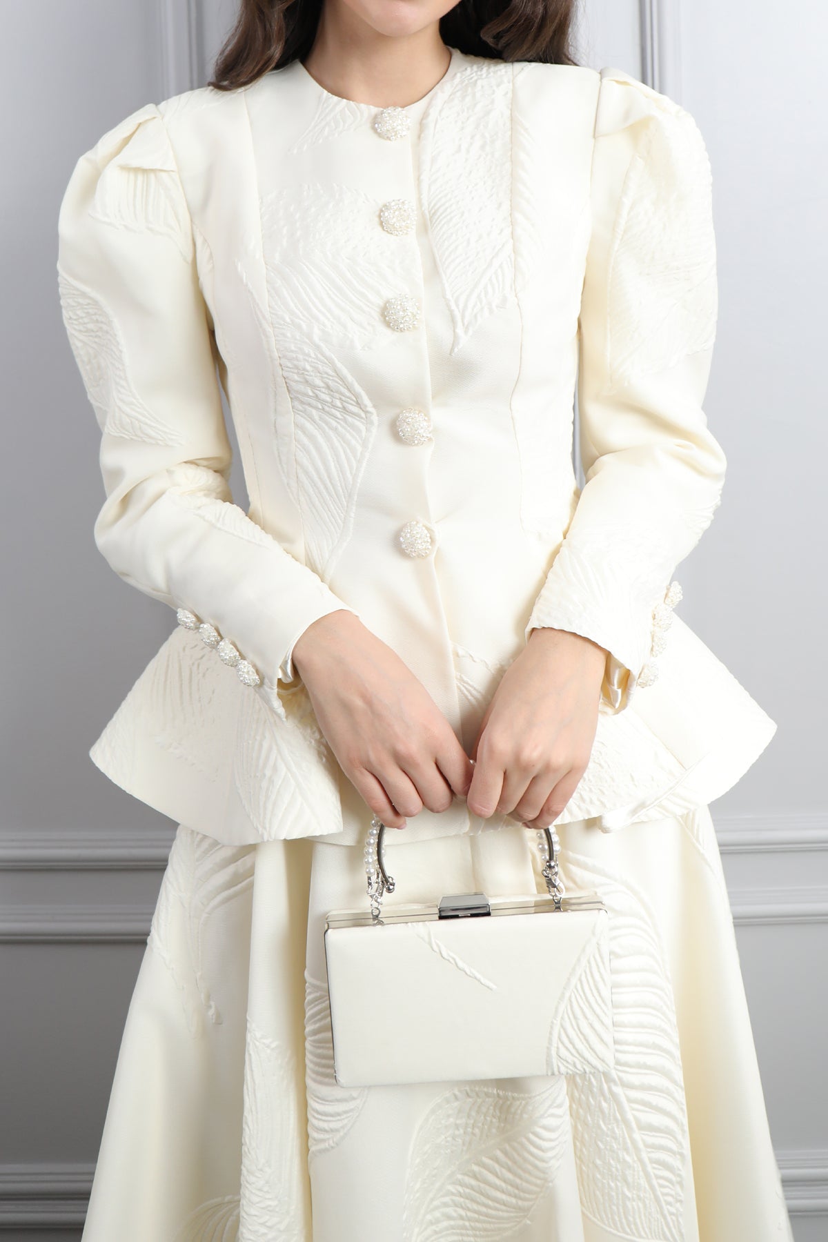 طقم تنورة وسترة باكمام منتفخة مع اكسسوار شنطة -سكري