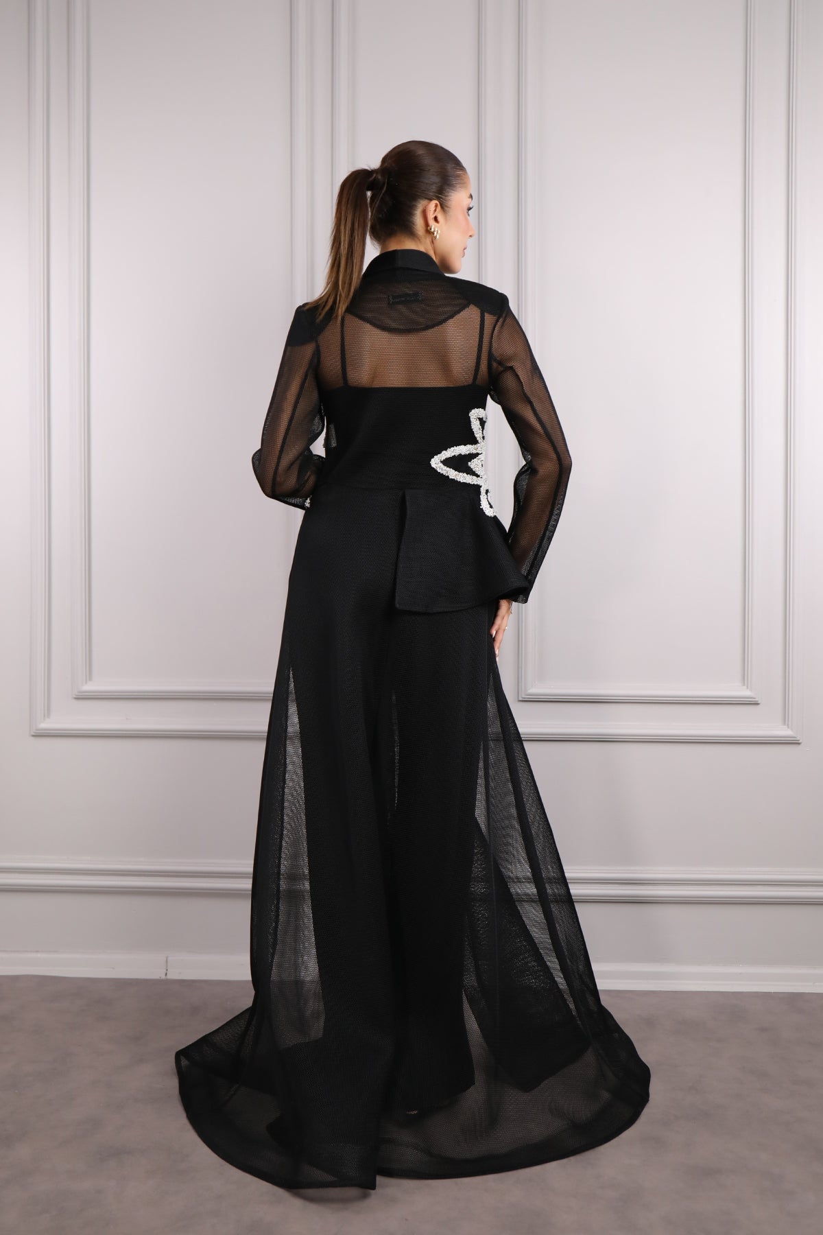 جاكيت بمظهر شبكة مزين بالخرز -اسود -فضي