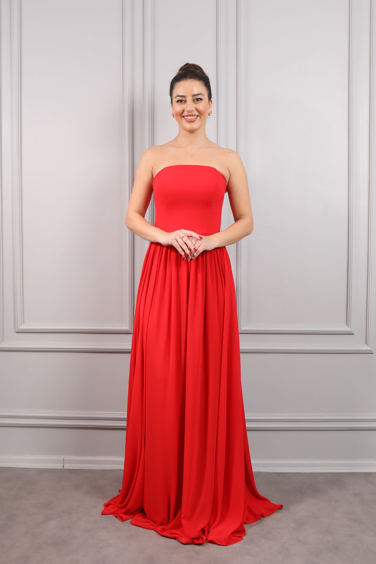 فستان سهرة سترابلس بتفاصيل كورسيه وتنورة شيفون -احمر