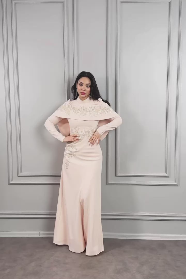 فستان سهرة للمحجبات بتطريزات خرزية -بمبي