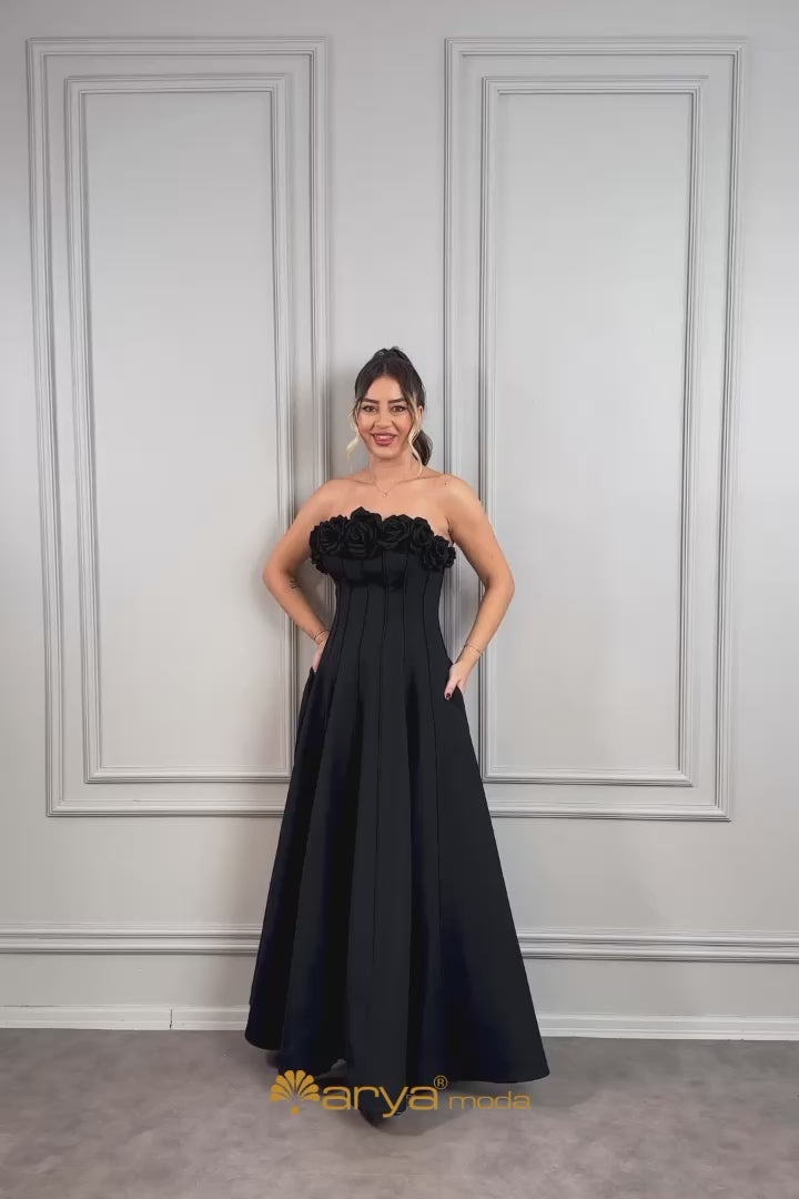 فستان سهرة سترابلس بتفاصيل زهور -اسود