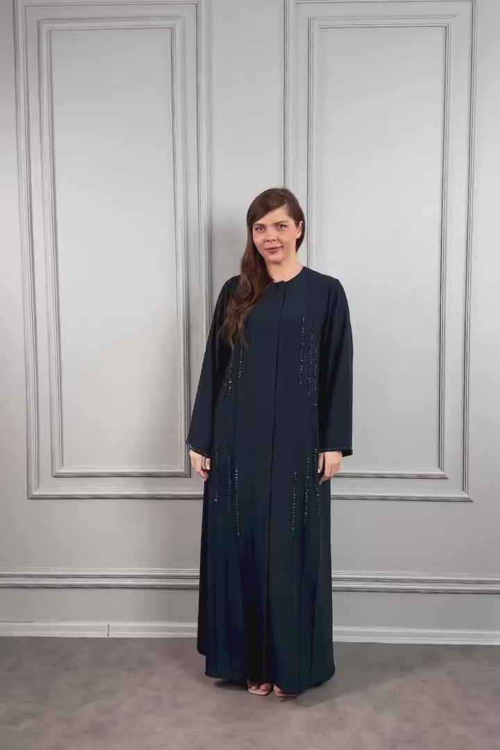 عباية بياقة دائرية بتطريزات خرزية مقاس كبير -كحلي