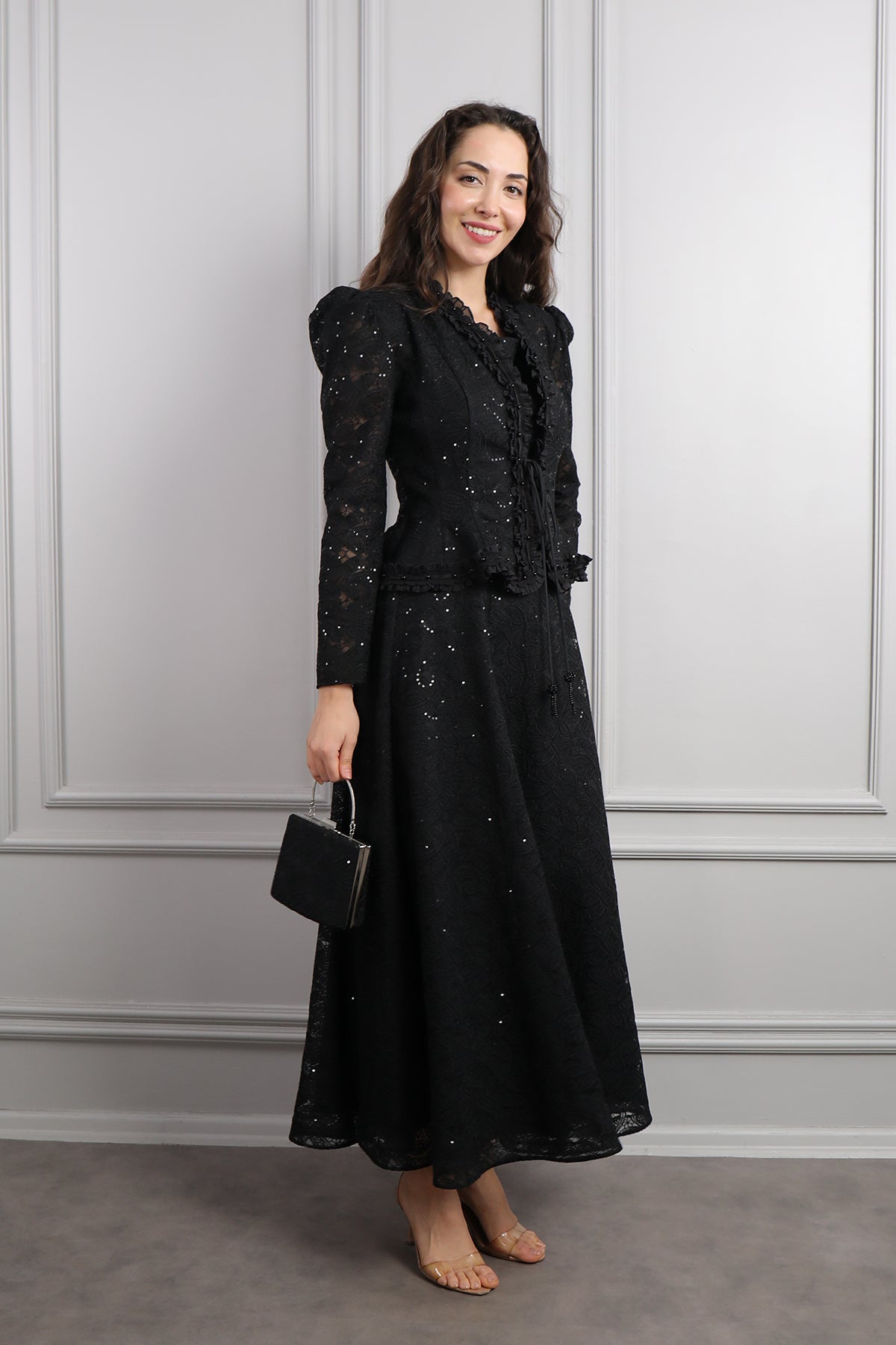 طقم فستان وجاكيت مع اكسسوار شنطة -اسود