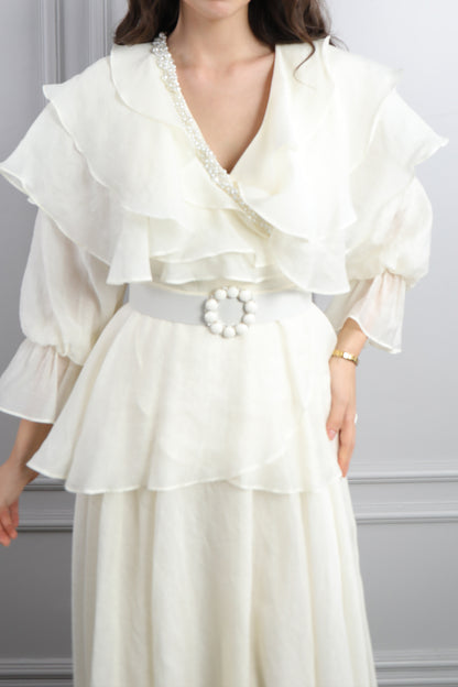 فستان بكشكشات وتطريزات خرزية مع حزام عالخصر -سكري