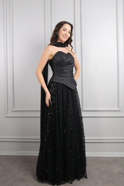 فستان سهرة سترابلس بتنورة تول وشال طويل -اسود