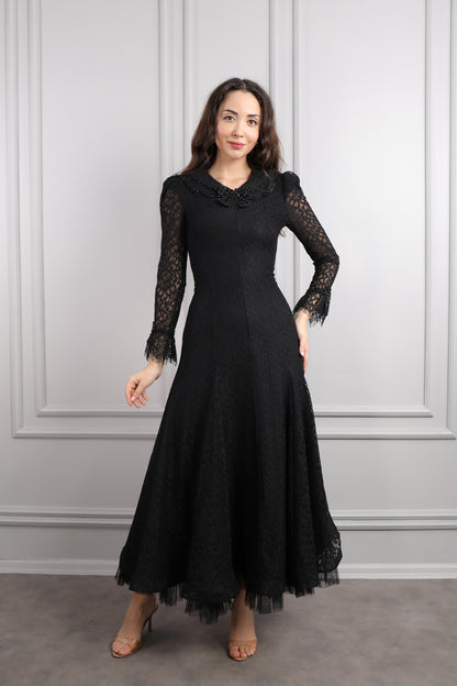 فستان دانتيل بياقة مزينة بالخرز واكسسوار شنطة -اسود
