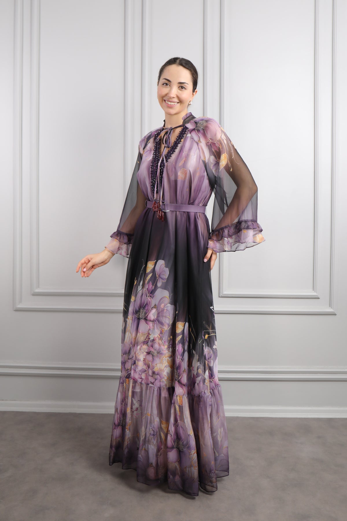 فستان شيفون مزين بنقشات ورود وتطريزات خرزية مقاس كبير -ارجواني