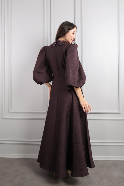 فستان باكمام بالون بتطريزات خرزية -كرزي