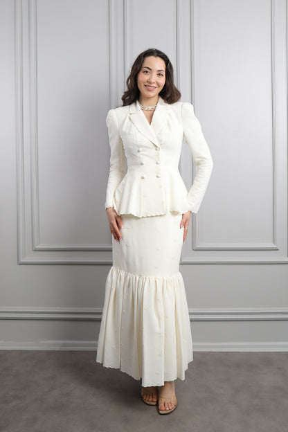 طقم تنورة وجاكيت مزين بتطريزات زهور وسلسال -سكري