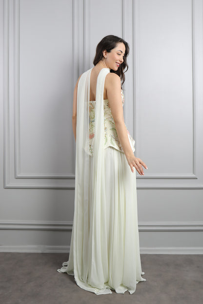 فستان سهرة شيفون بتوب سترابلس مزين بكريستالات ورود مع شال -بيج