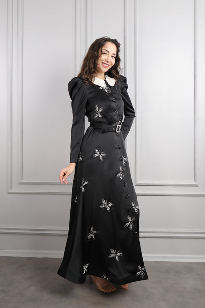 فستان ساتان بتطريزات خرزية وحزام عالخصر -اسود