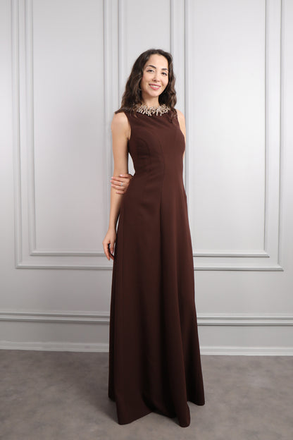 فستان سهرة بدون اكمام بكريستالات عالياقة مقاس كبير -بني