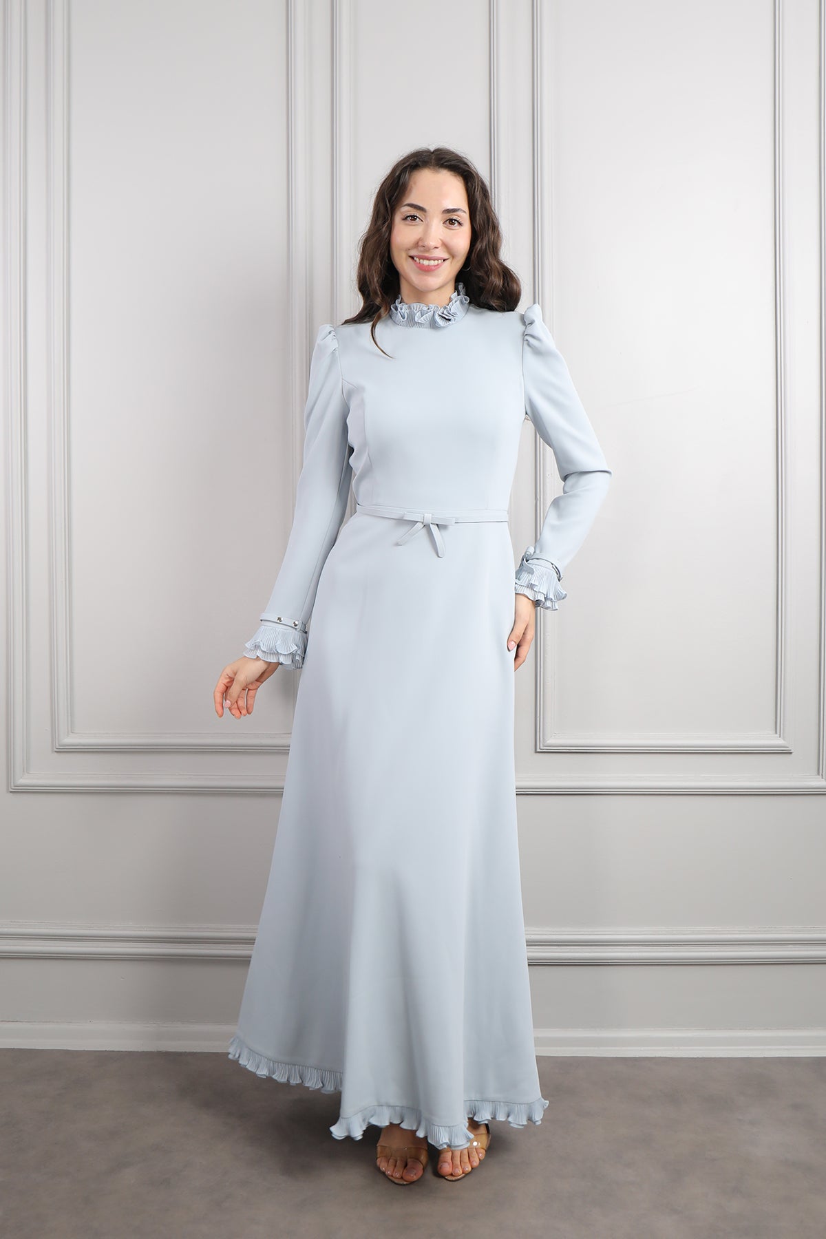 فستان ساتر بتفاصيل كشكشة وحزام فيونكة -ازرق