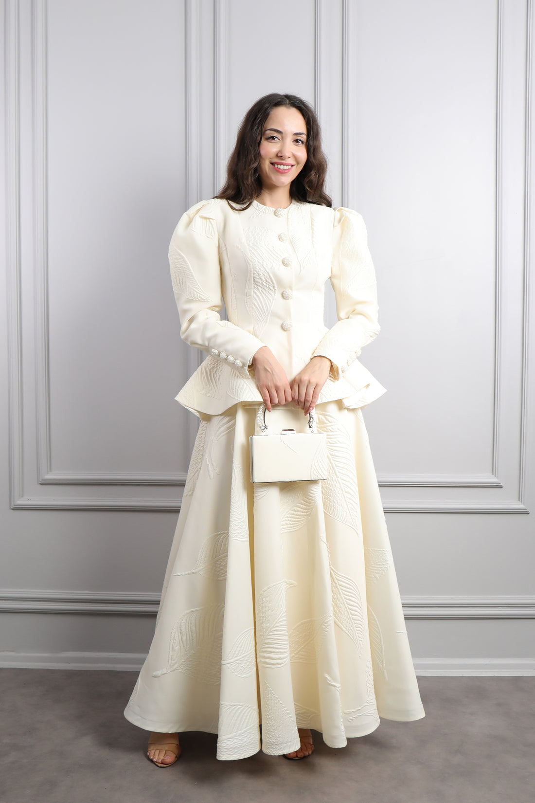 طقم تنورة وسترة باكمام منتفخة مع اكسسوار شنطة -سكري