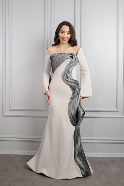 فستان سهرة مزين بتطريزات خرزية وتصميم مموج مقاس كبير -رمادي