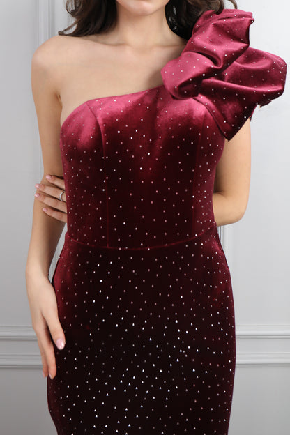 فستان سهرة ميدي مخملي بكتف واحد مطرز بالفصوص -عودي