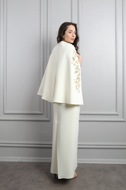 فستان سهرة بتفصيل كايب عالكتف بتطريزات كريستالية مقاس كبير -سكري