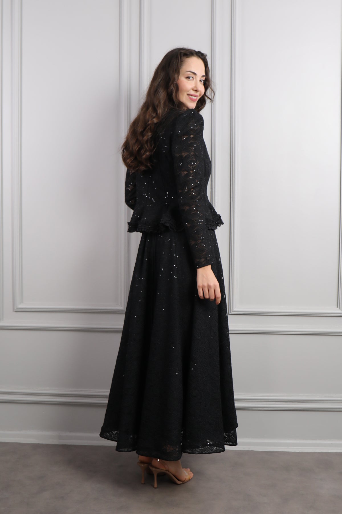 طقم فستان وجاكيت مع اكسسوار شنطة -اسود