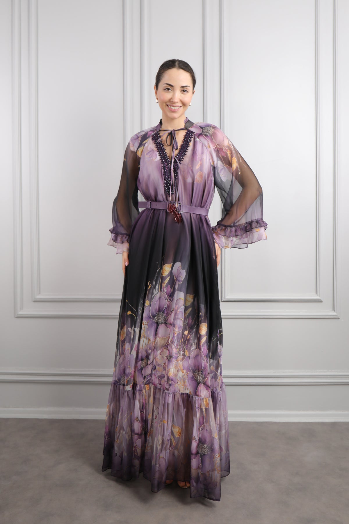 فستان شيفون مزين بنقشات ورود وتطريزات خرزية مقاس كبير -ارجواني