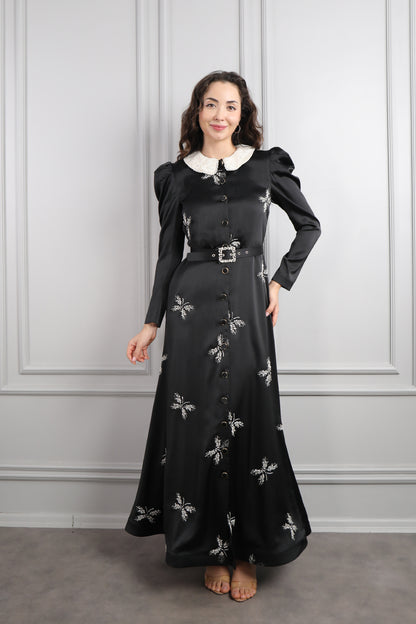 فستان ساتان بتطريزات خرزية وحزام عالخصر -اسود