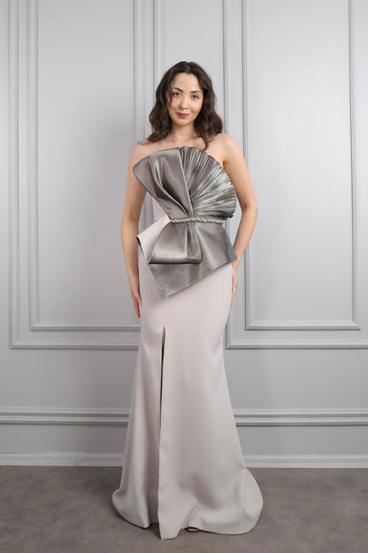 فستان سهرة سترابلس بتصميم فيونكة امامية وحزام لامع مقاس كبير- رمادي