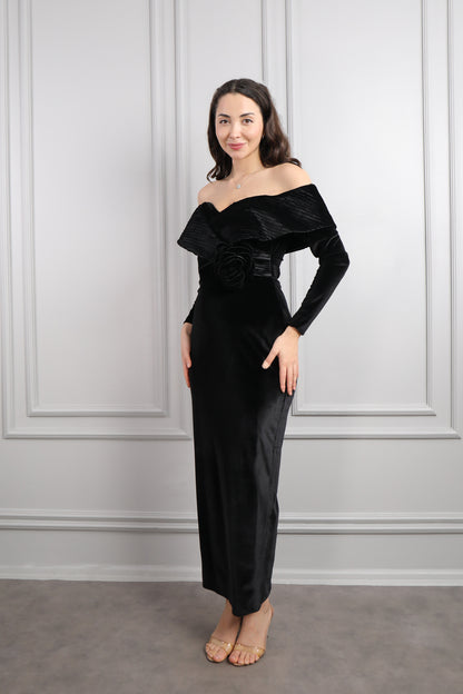 فستان سهرة مخملي مكشوف الاكتاف -اسود