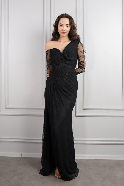 فستان سهرة دانتيل بياقة مائلة واكمام شفافة -اسود