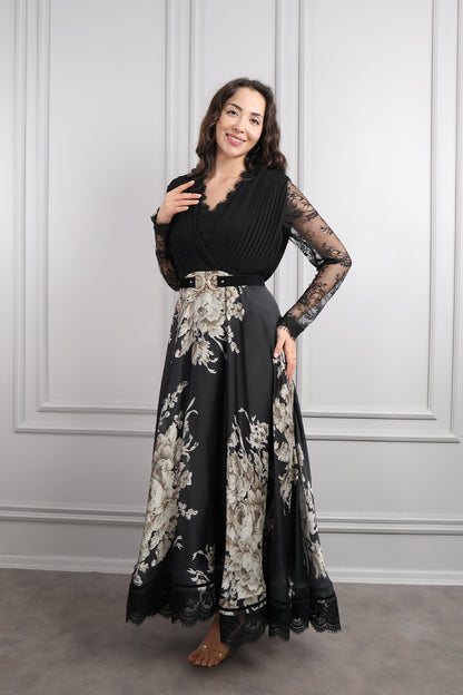 فستان ساتان بتفاصيل دانتيل ونقشات ورود مع حزام, مقاس كبير -اسود وبيج