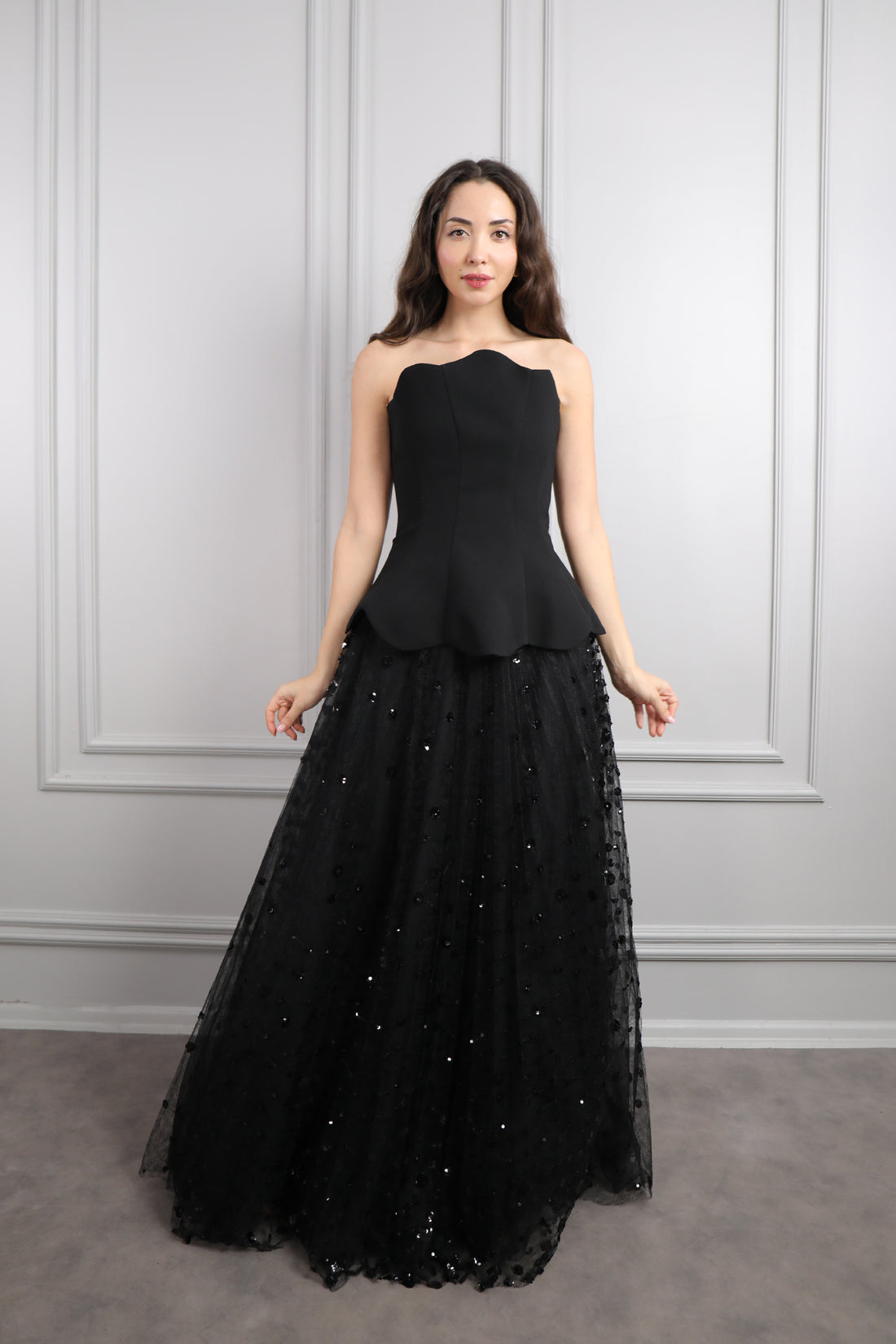 طقم تنورة تول وتوب بتصميم كورسيه -اسود