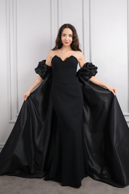 فستانى سهرة سترابلس بتطريزات خرزية وذيل طويل -اسود