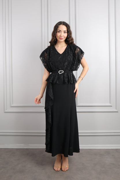 فستان بتفاصيل دانتيلية باكمام واسعة مقاس كبير -اسود