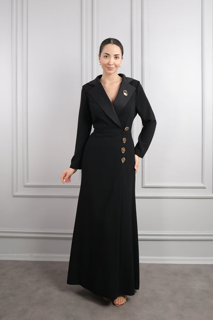 فستان بتفاصيل ازرار ذهبية مقاس كبير -اسود