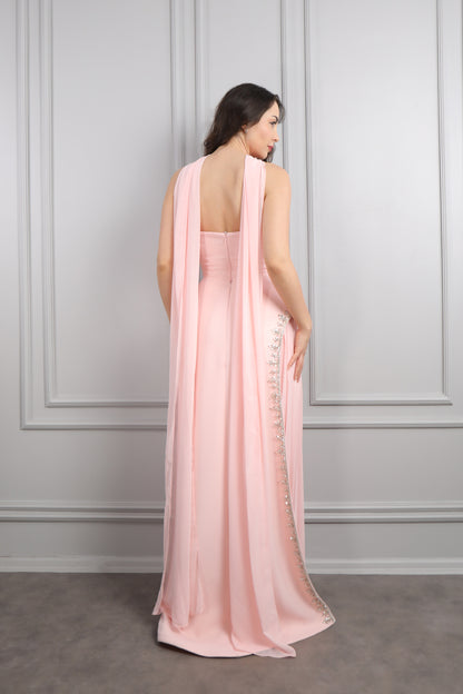 فستان سهرة سترابلس مزين بالكريستالات عالجانبين وتفصيل شال -بمبي