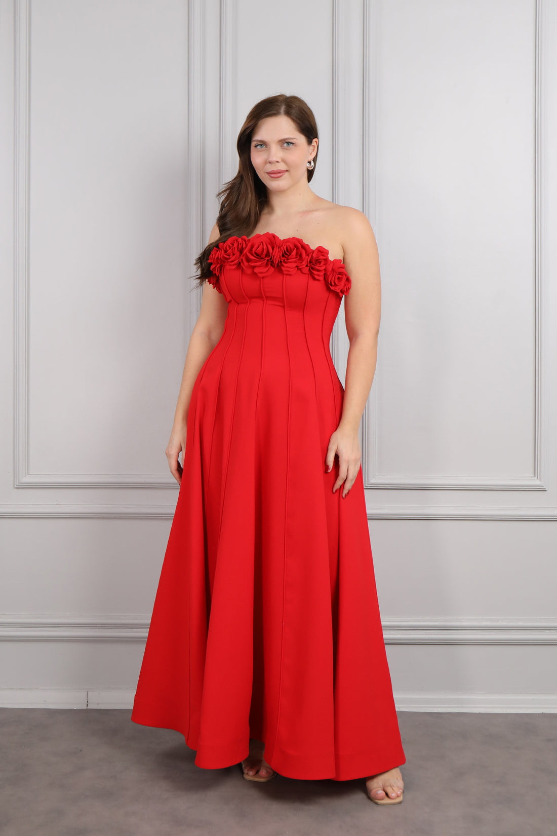 فستان سهرة سترابلس بتفاصيل زهور -احمر