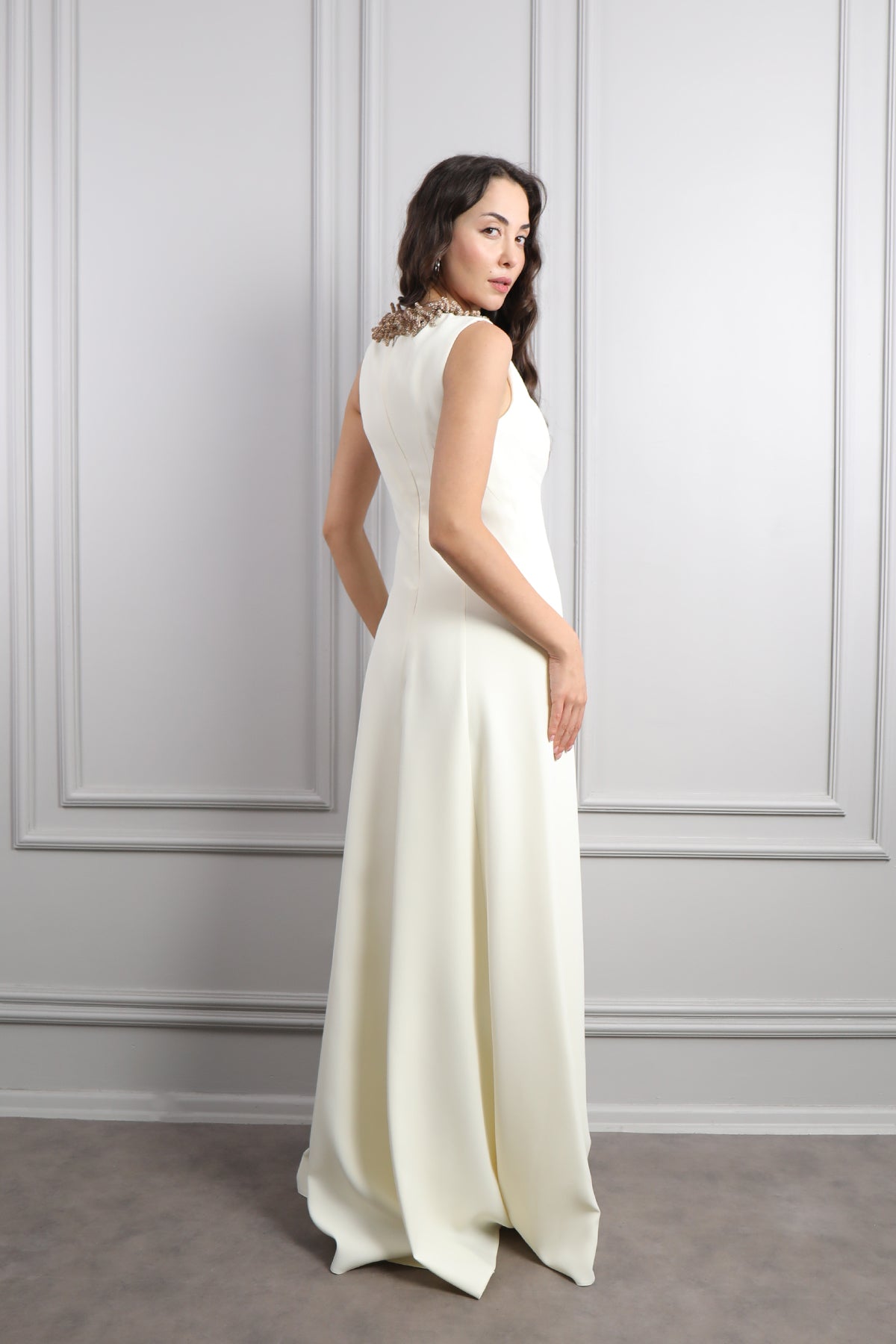 فستان سهرة بدون اكمام بكريستالات عالياقة مقاس كبير -سكري