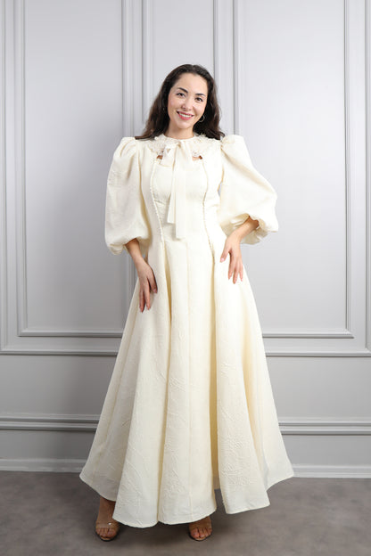 فستان باكمام بالون بتطريزات خرزية -سكري