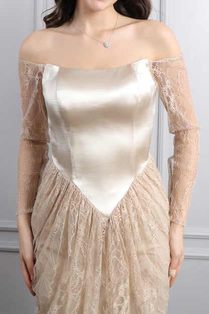 فستان سهرة سترابلس بفاصيل دانتيل وكايب من الكتف -بيج