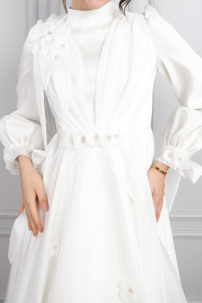 فستان سهرة شيفون للمحجبات باكمام بالون وتطريزات لامعة -ابيض