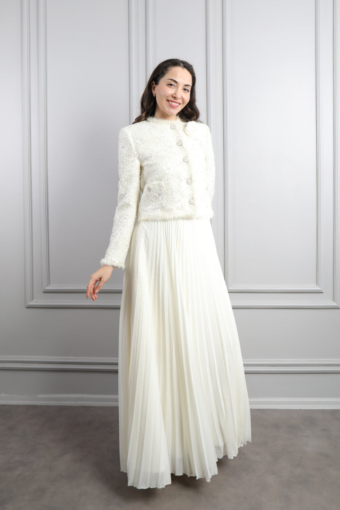 طقم فستان بتكسيرات وجاكيت بتفاصيل لامعة -سكري