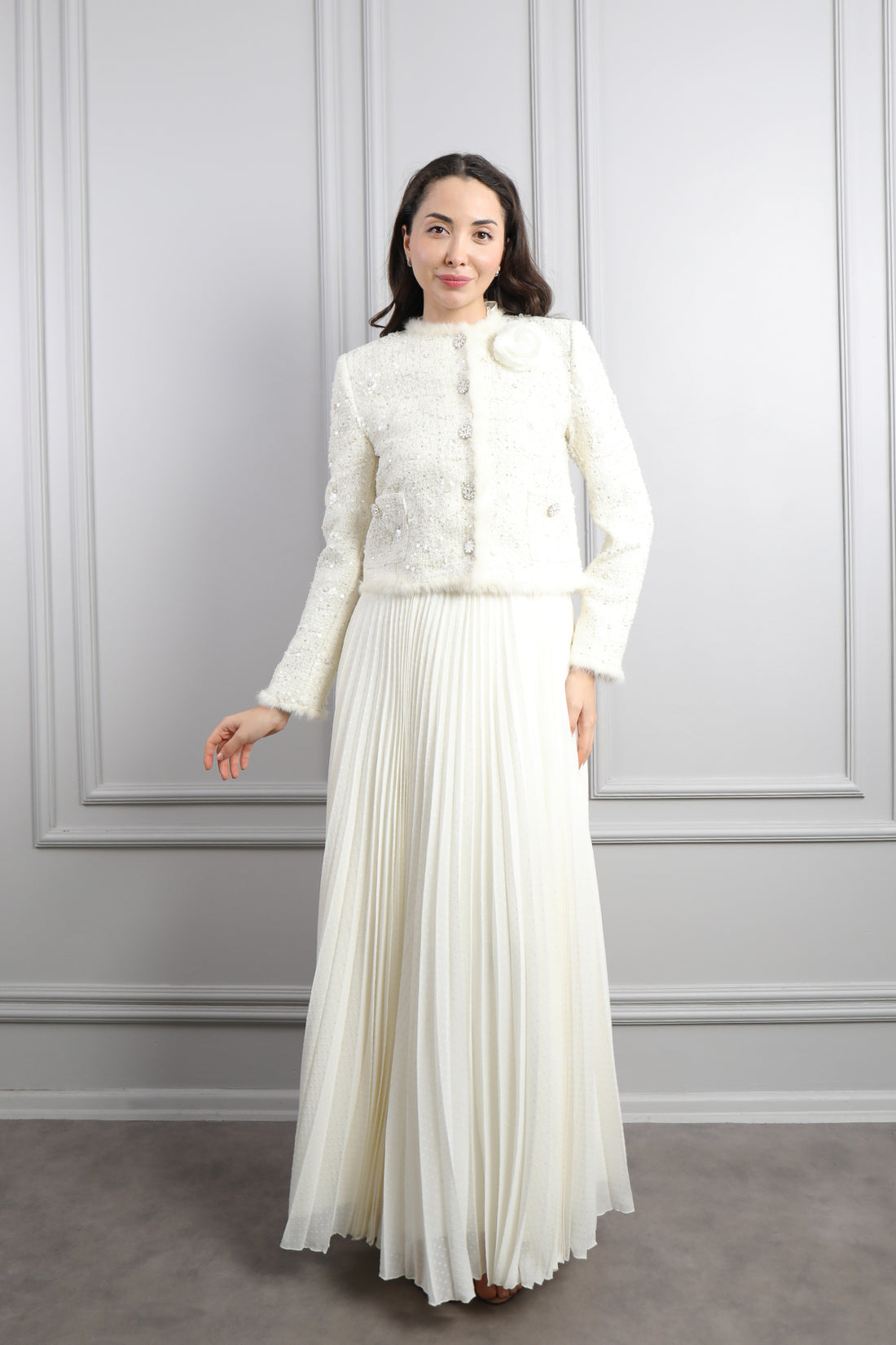 طقم فستان بتكسيرات وجاكيت بتفاصيل لامعة -سكري