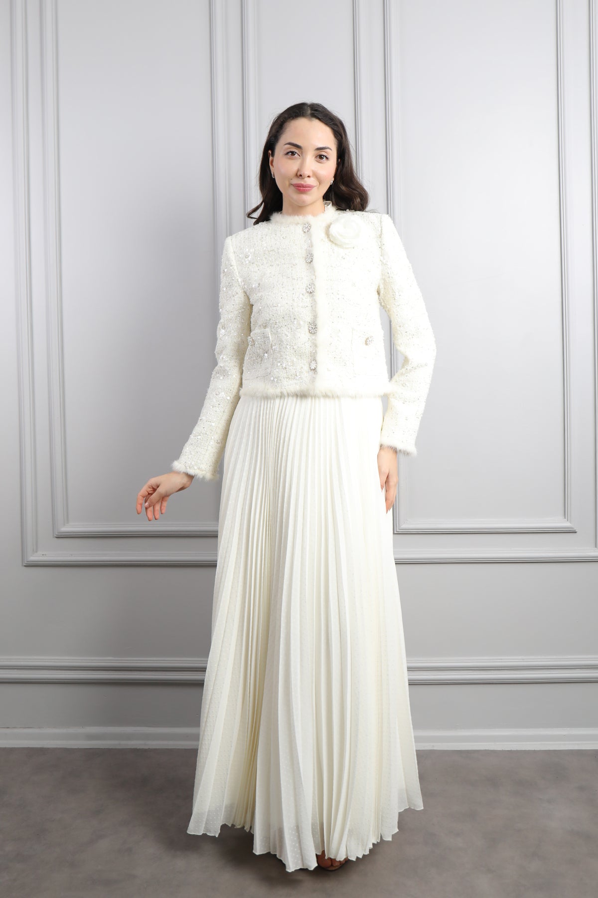 طقم فستان بتكسيرات وجاكيت بتفاصيل لامعة -سكري