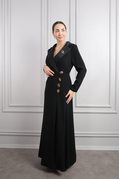 فستان بتفاصيل ازرار ذهبية مقاس كبير -اسود