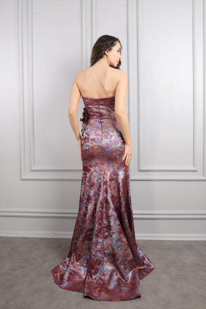 فستان سهرة سترابلس بتفصيل ذيل وزينة وردة - عودي لامع