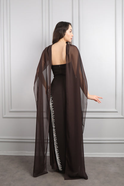 فستان سهرة سترابلس بتطريزات كريستالية و وشاح في العنق -بني